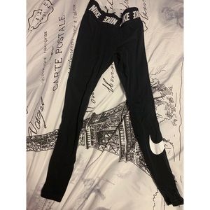 Black Nike Leggings